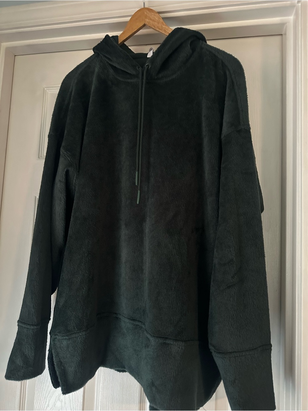 NWT Fabletics Cozy Cord hoodie